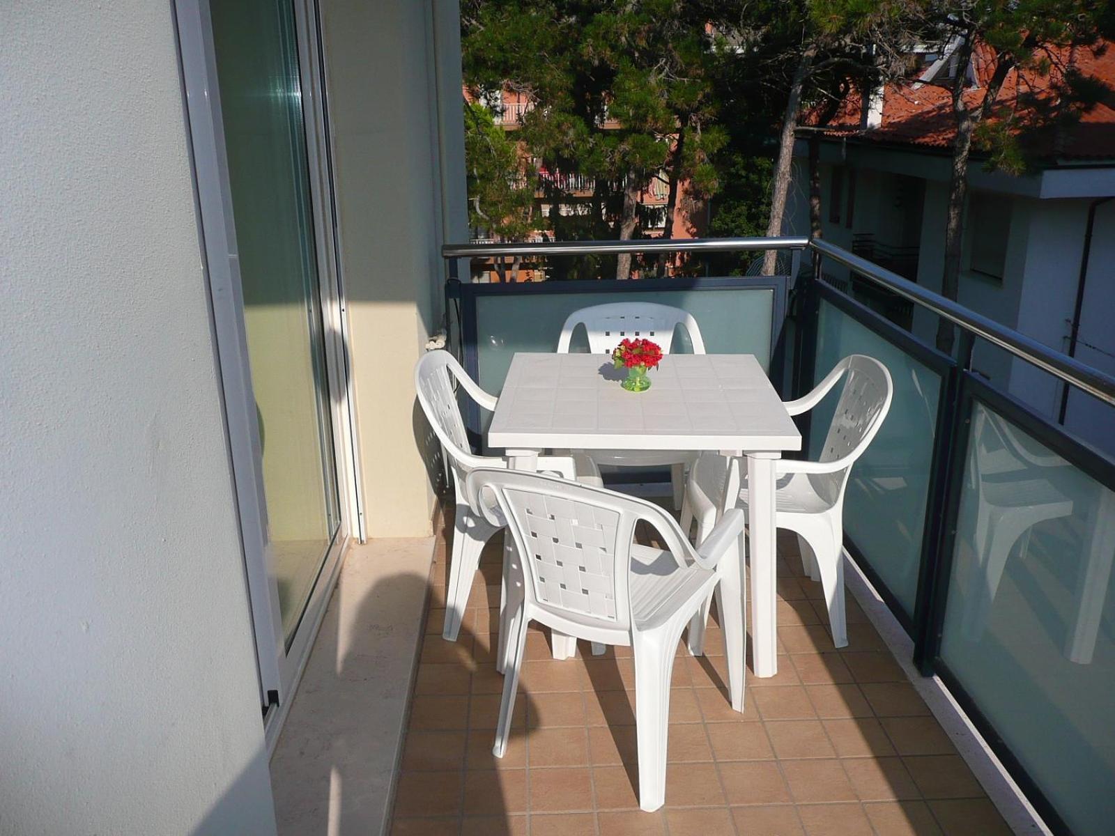 Residence Solemar - Agenzia Cocal Каорле Екстериор снимка