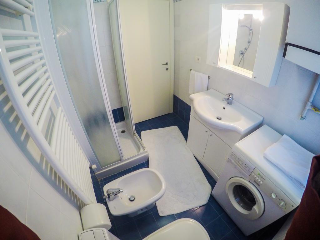 Residence Solemar - Agenzia Cocal Каорле Стая снимка